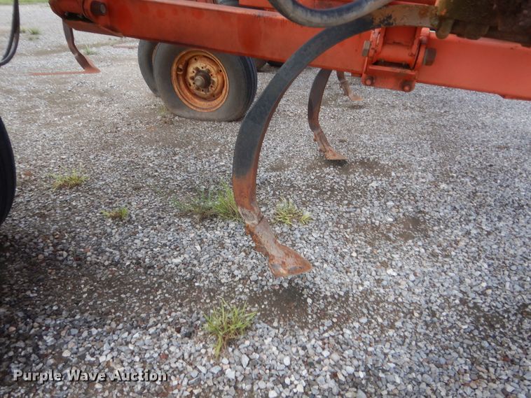 image for item IT9559 Sunflower 3160-42 Fallow King  sweep plow