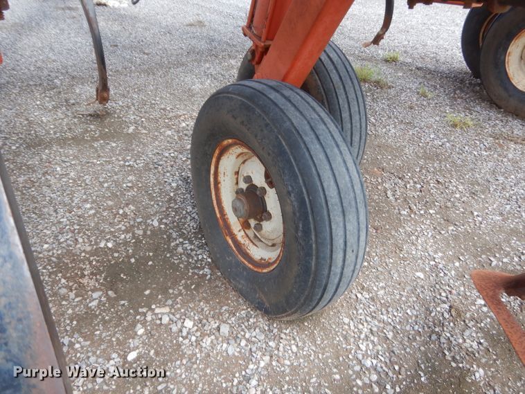 image for item IT9559 Sunflower 3160-42 Fallow King  sweep plow