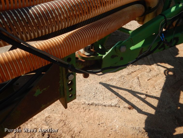 image for item IT9567 John Deere 730  air seeder