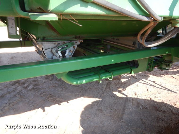 image for item IT9567 John Deere 730  air seeder