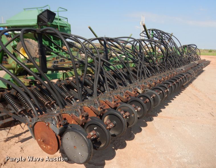 image for item IT9567 John Deere 730  air seeder