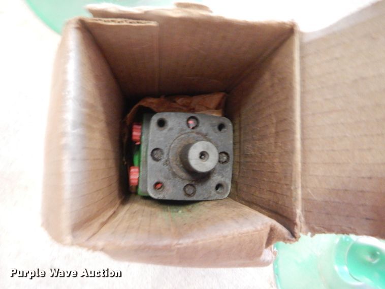 image for item IT9567 John Deere 730  air seeder