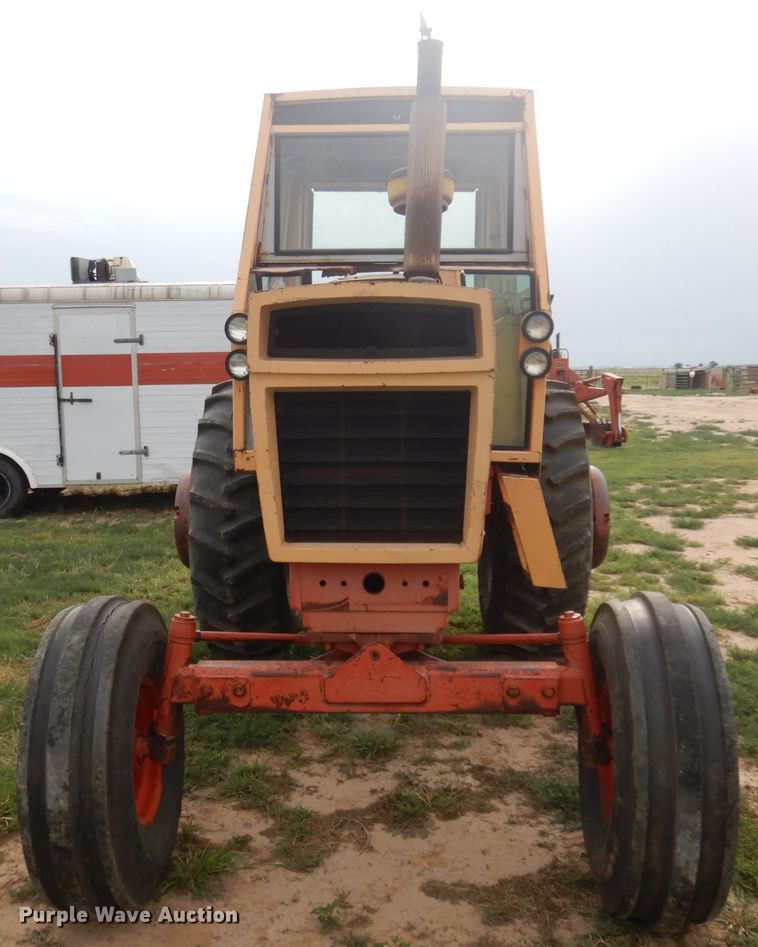 image for item JZ9993 1970 Case 970 Agri-King  tractor