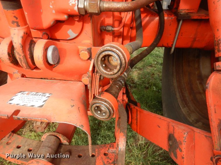 image for item JZ9993 1970 Case 970 Agri-King  tractor