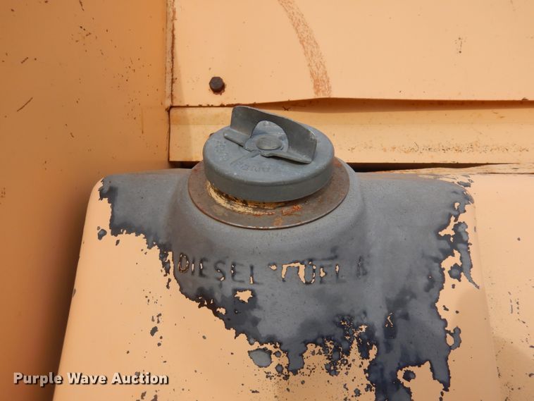 image for item JZ9993 1970 Case 970 Agri-King  tractor