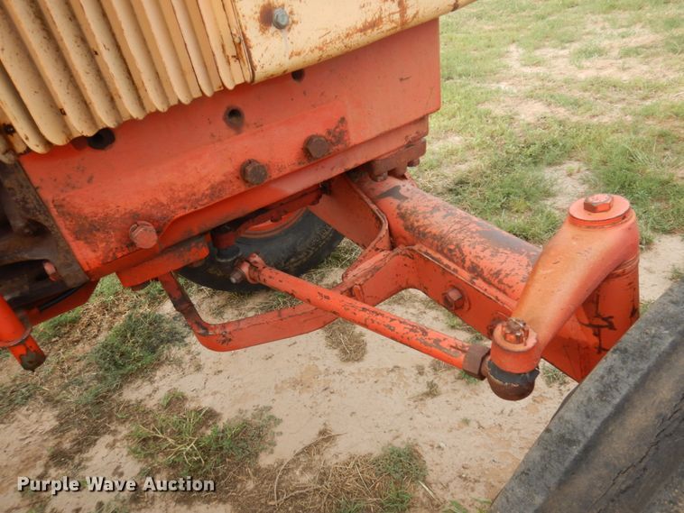 image for item JZ9993 1970 Case 970 Agri-King  tractor