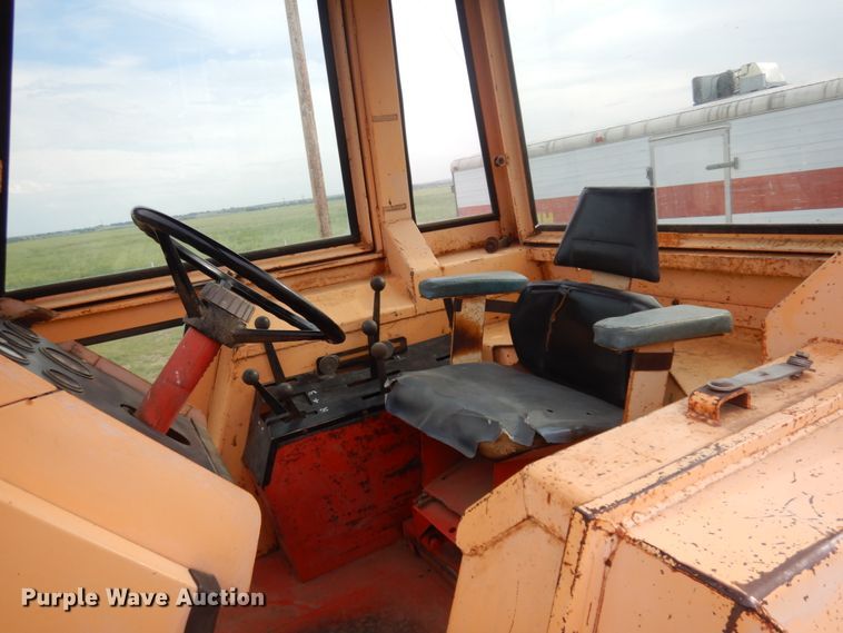 image for item JZ9993 1970 Case 970 Agri-King  tractor