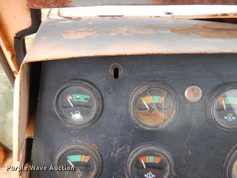 image for item JZ9993 1970 Case 970 Agri-King  tractor