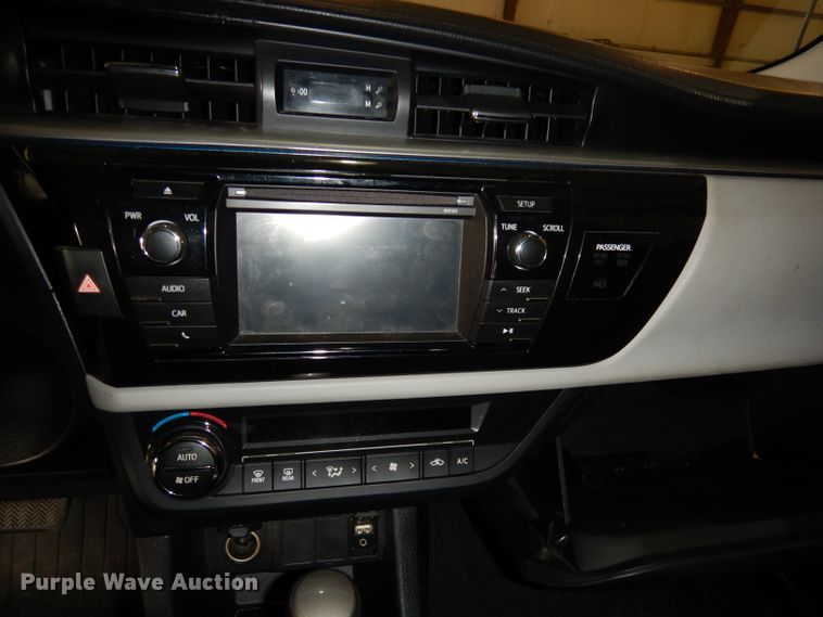 image for item DI6705 2015 Toyota Corolla LE