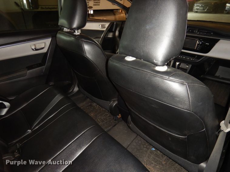 image for item DI6705 2015 Toyota Corolla LE