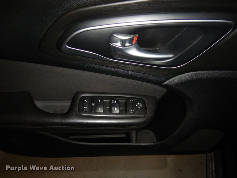 image for item DI6706 2015 Chrysler 200 Limited