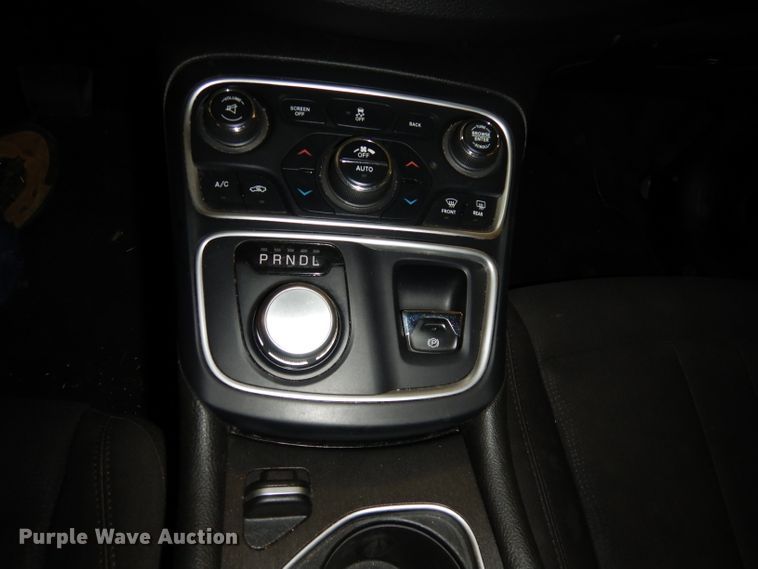 image for item DI6706 2015 Chrysler 200 Limited