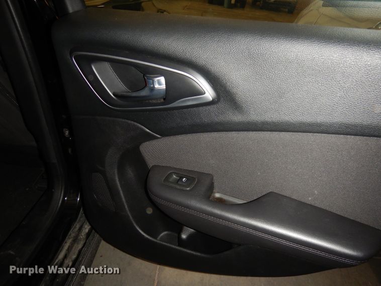 image for item DI6706 2015 Chrysler 200 Limited