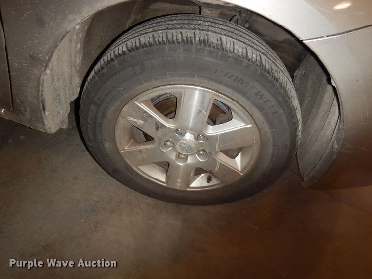 image for item DI6707 2004 Toyota Sienna LE  van