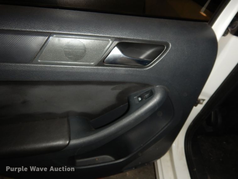 image for item DI6709 2012 Volkswagen Jetta SE