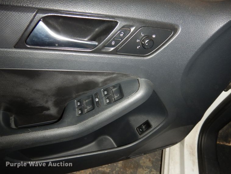 image for item DI6709 2012 Volkswagen Jetta SE