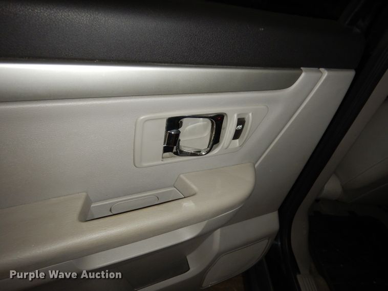 image for item DI6710 2008 Suzuki XL-7  SUV