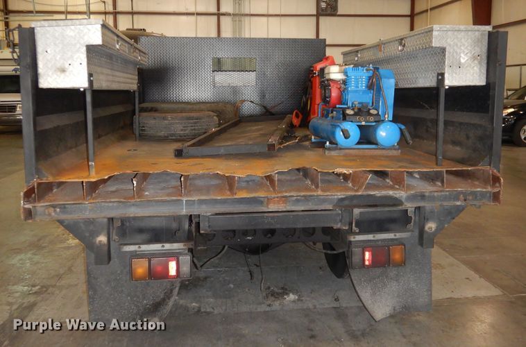 image for item DI6721 1999 Isuzu NPR  flatbed truck