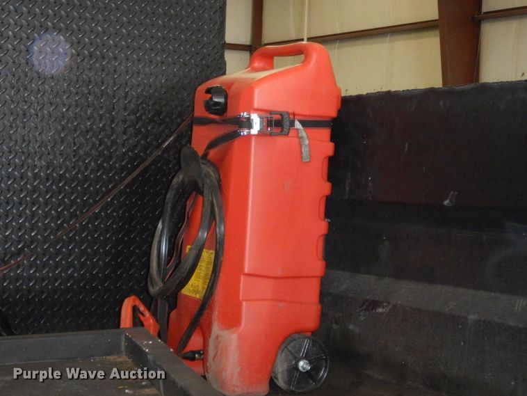 image for item DI6721 1999 Isuzu NPR  flatbed truck