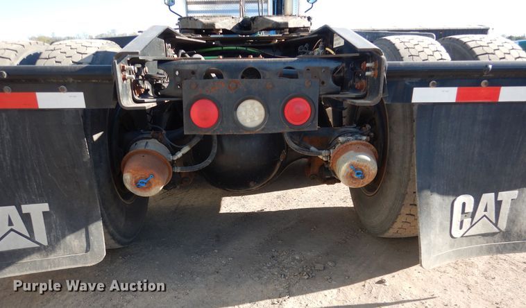 image for item AF9891 2013 Caterpillar CT660  semi truck