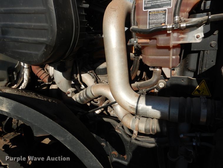 image for item AF9891 2013 Caterpillar CT660  semi truck