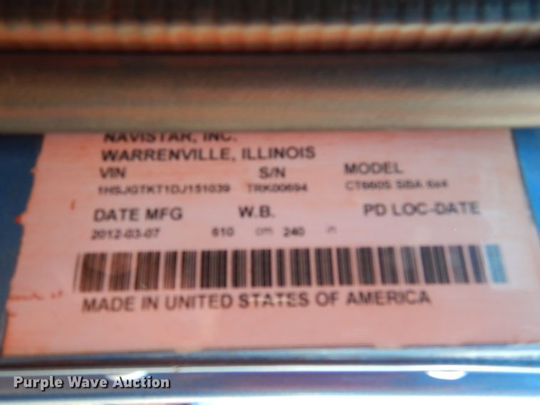 image for item AF9891 2013 Caterpillar CT660  semi truck