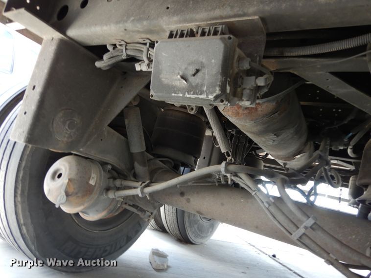 image for item DC2043 2011 Utility Trailers 3000R  refrigerated van trailer