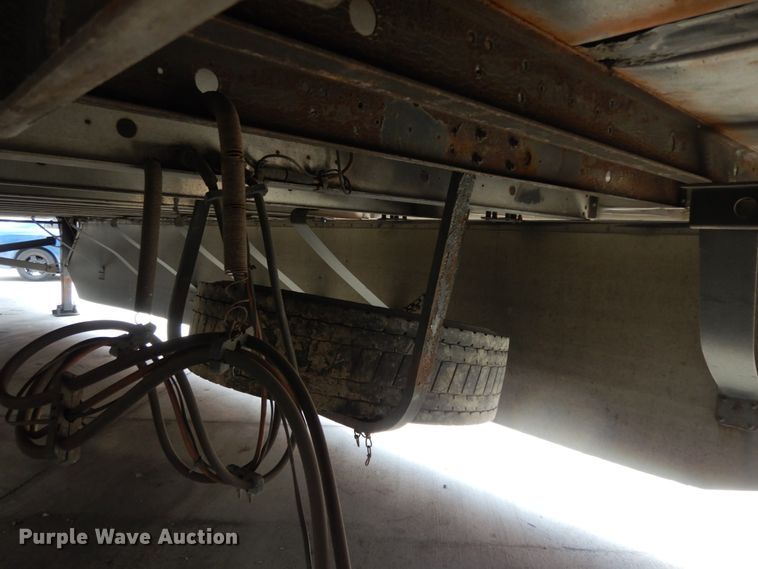 image for item DC2043 2011 Utility Trailers 3000R  refrigerated van trailer