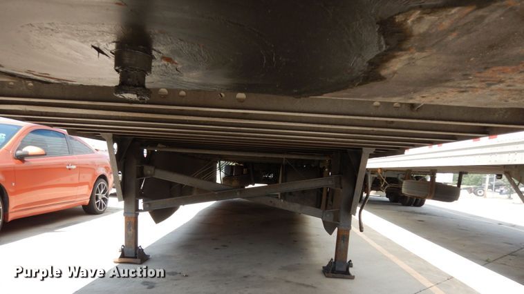 image for item DC2043 2011 Utility Trailers 3000R  refrigerated van trailer