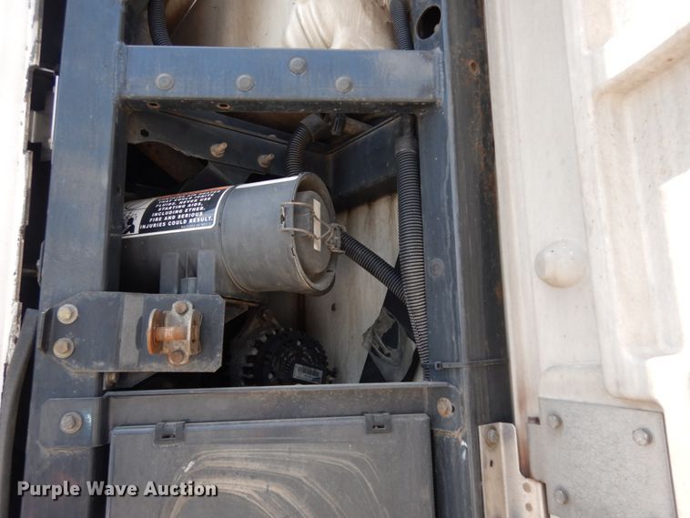 image for item DC2043 2011 Utility Trailers 3000R  refrigerated van trailer