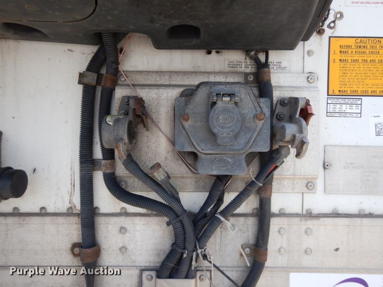 image for item DC2043 2011 Utility Trailers 3000R  refrigerated van trailer