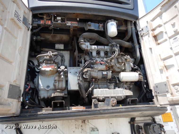 image for item DC2043 2011 Utility Trailers 3000R  refrigerated van trailer