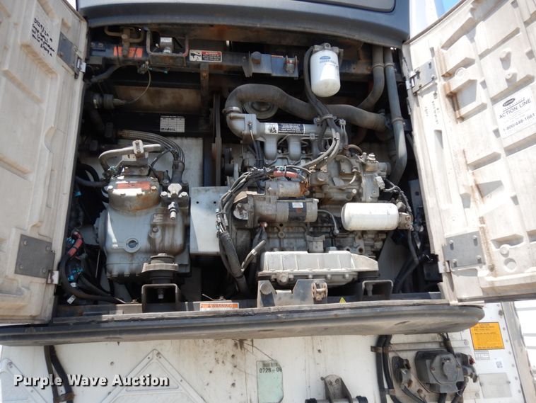 image for item DC2043 2011 Utility Trailers 3000R  refrigerated van trailer