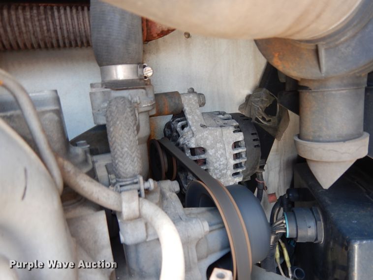 image for item DC2043 2011 Utility Trailers 3000R  refrigerated van trailer