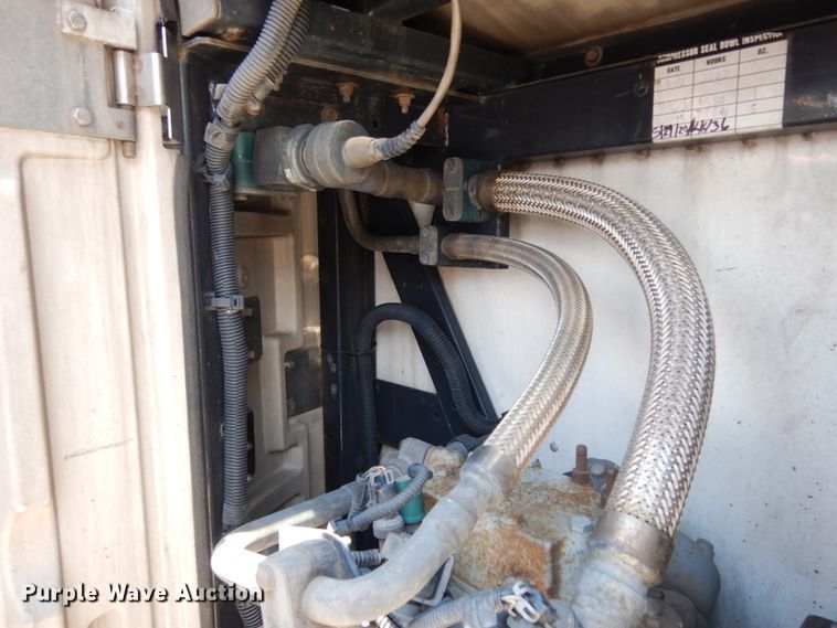 image for item DC2043 2011 Utility Trailers 3000R  refrigerated van trailer