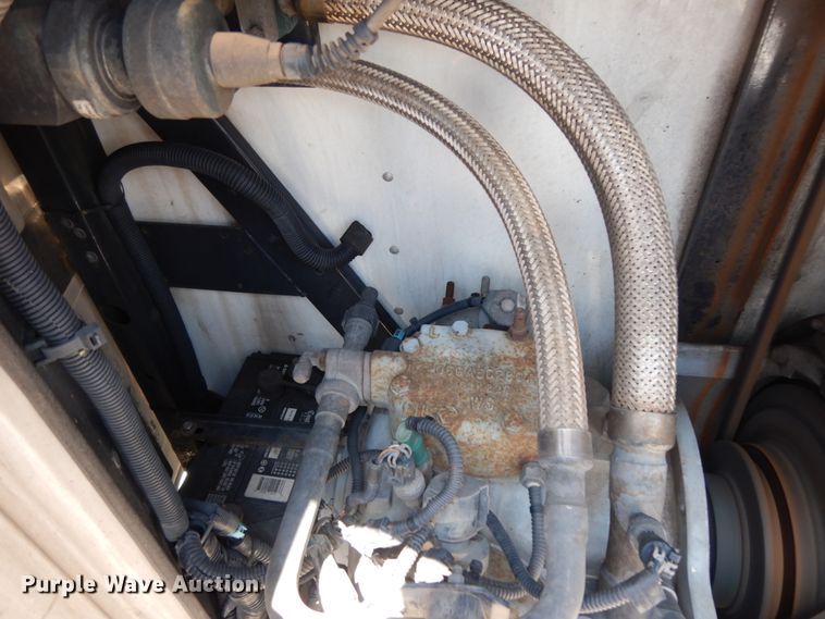 image for item DC2043 2011 Utility Trailers 3000R  refrigerated van trailer