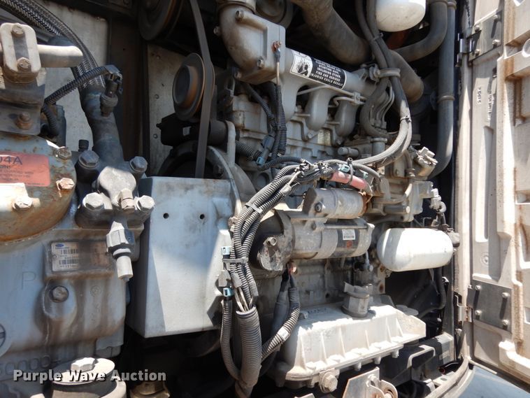 image for item DC2043 2011 Utility Trailers 3000R  refrigerated van trailer