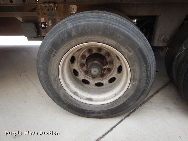 image for item DC2043 2011 Utility Trailers 3000R  refrigerated van trailer