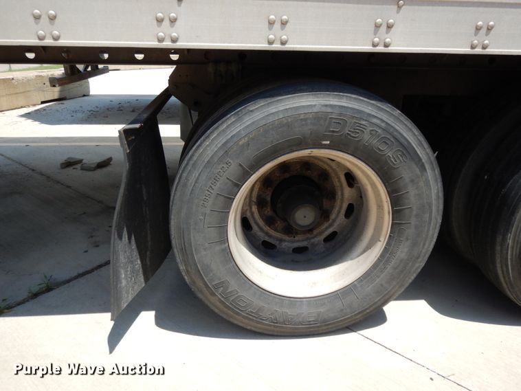 image for item DC2043 2011 Utility Trailers 3000R  refrigerated van trailer