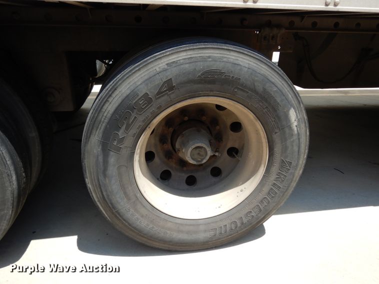 image for item DC2043 2011 Utility Trailers 3000R  refrigerated van trailer