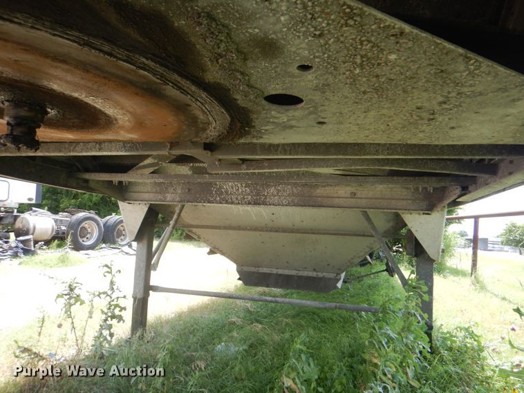 image for item DH7256 2012 Timpte  grain trailer