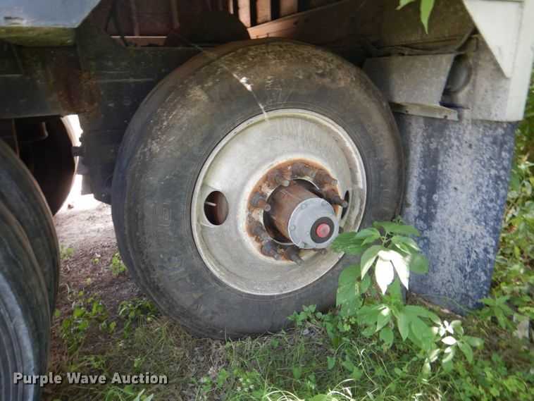 image for item DH7256 2012 Timpte  grain trailer