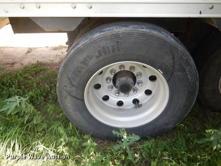 image for item DH7256 2012 Timpte  grain trailer