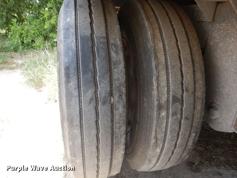 image for item DH7256 2012 Timpte  grain trailer