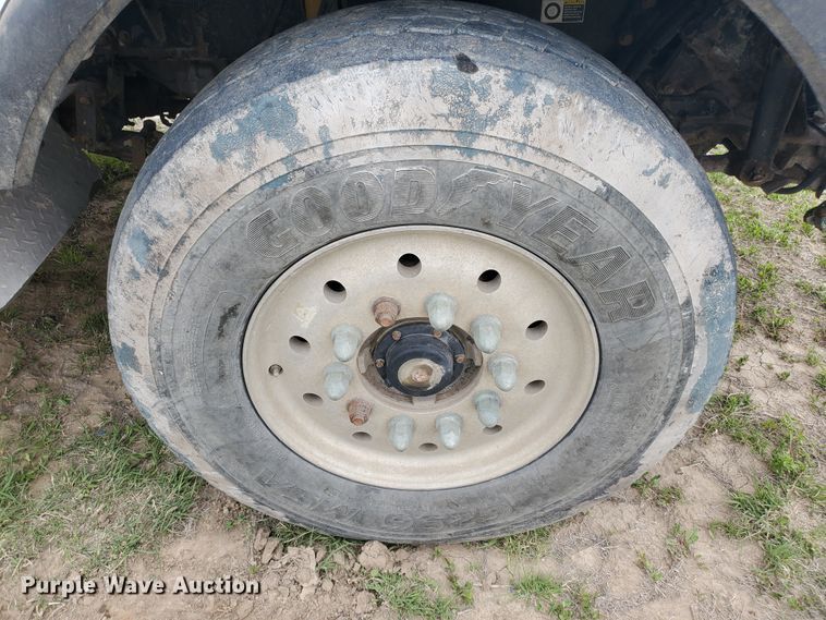 image for item DI4790 2007 Kenworth T800  vacuum truck