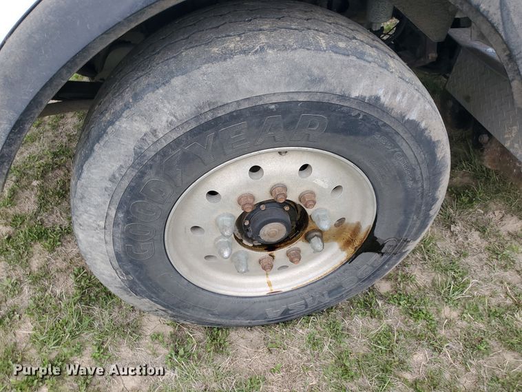 image for item DI4790 2007 Kenworth T800  vacuum truck