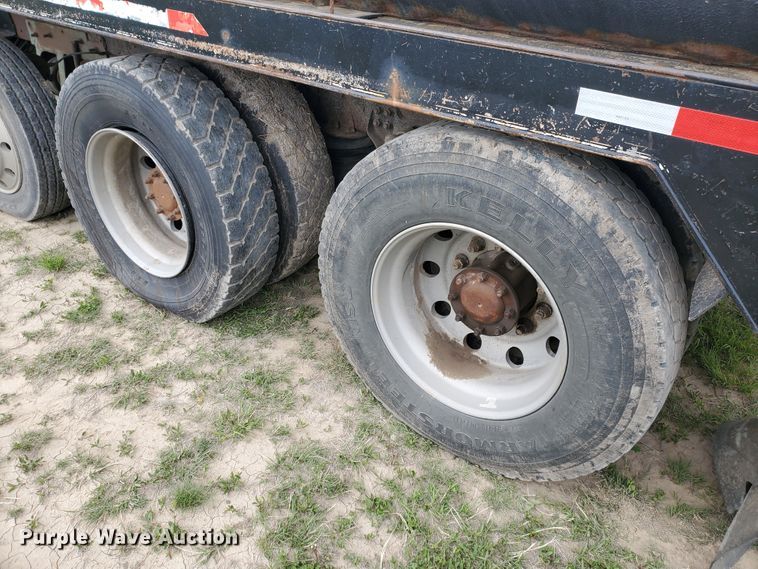 image for item DI4790 2007 Kenworth T800  vacuum truck