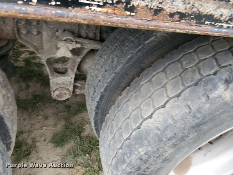 image for item DI4790 2007 Kenworth T800  vacuum truck