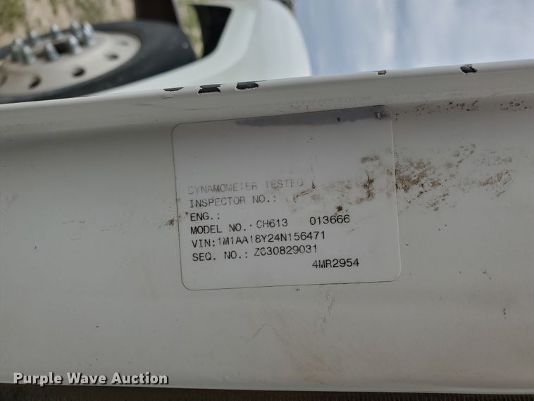 image for item DI4791 2004 Mack CH613  semi truck