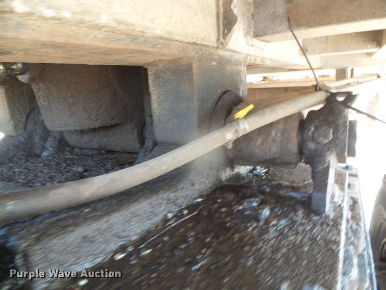 image for item DI5652 1998 CMC T-102 Rail  end dump trailer